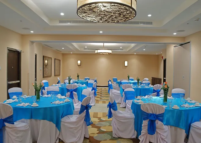 Hilton Garden Guanacaste Airport Hotel 3*