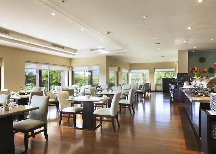 Hotel Hilton Garden Guanacaste Airport 3*