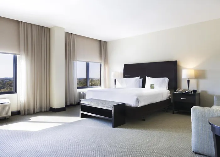 Hotel Hilton Garden Guanacaste Airport 3*
