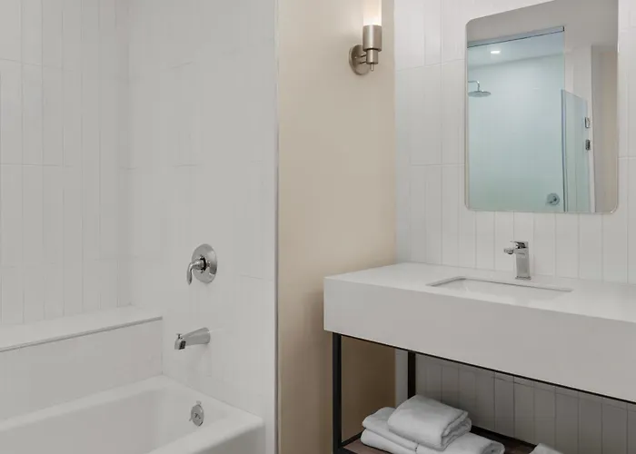 Hilton Garden Guanacaste Airport 3* Liberia