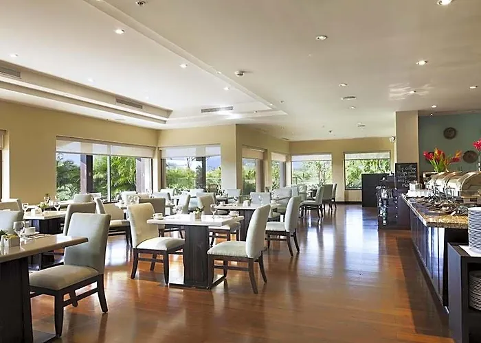 Hilton Garden Guanacaste Airport Hotel 3*